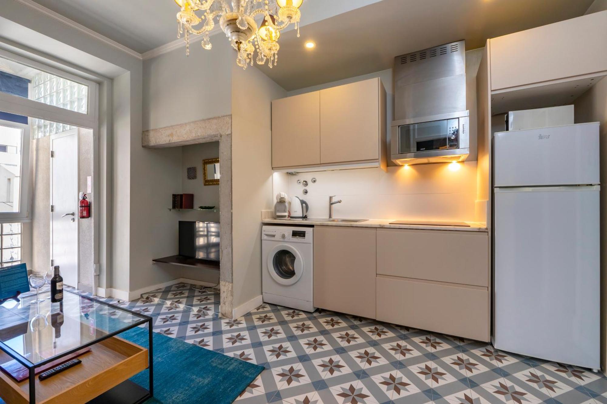 Portuguese Charm In Lisbon Apartment ภายนอก รูปภาพ